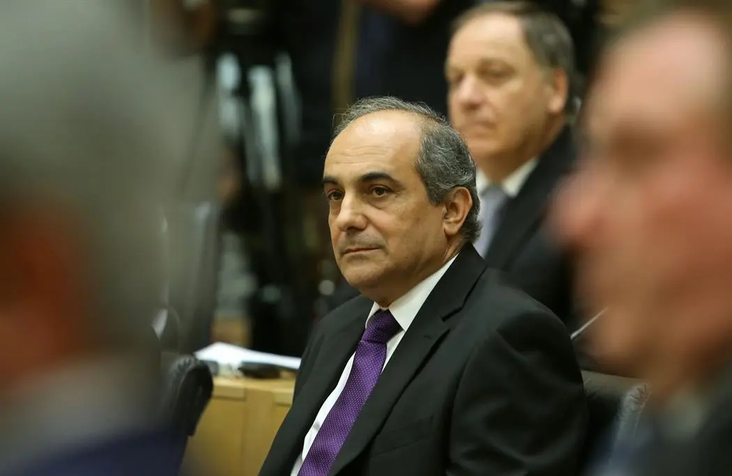 Τι γίνεται με τις προτάσεις Συλλούρη για πόθεν έσχες Δημοσιογράφων