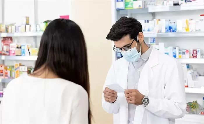 Στην αγορά από σήμερα το φάρμακο για τον Covid - Ποιοι το δικαιούνται