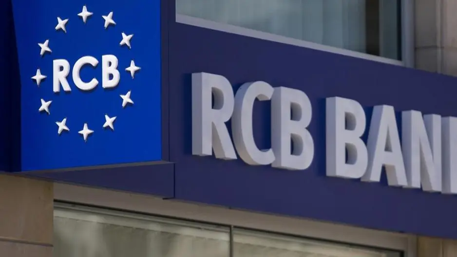 Ο S&P επιβεβαιώνει την πιστοληπτική ικανότητα της RCB Bank BB-/B