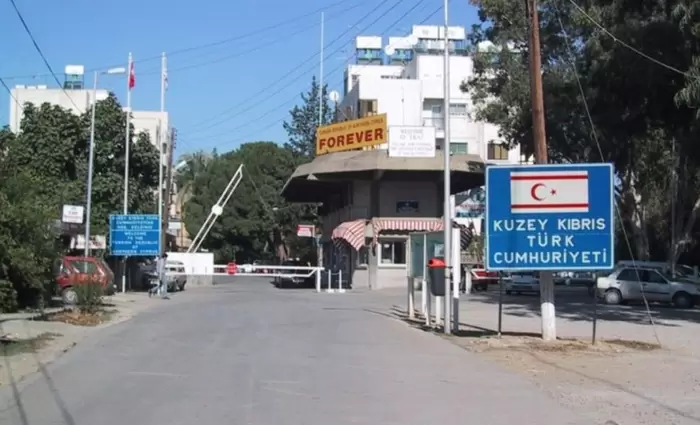 «Μπλόκα» για ελέγχους και πληρωμή ΦΠΑ στα οδοφράγματα προτείνει η ΟΕΒ