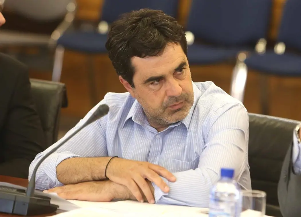 Έκπληκτος δηλώνει ο Π. Μυλωνάς με τη Ρέα Γεωργίου