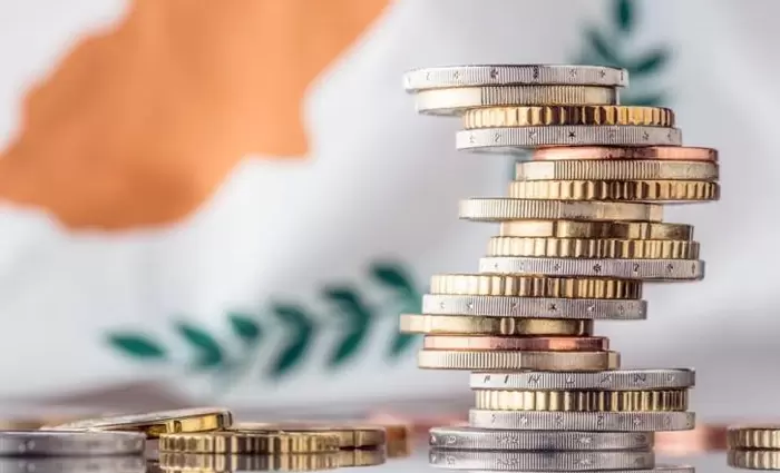 Σίγουρη μείωση της ανάπτυξης - Ανοικτό το ενδεχόμενο ύφεσης