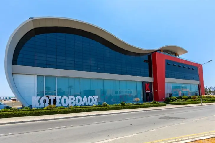 Άφιξη Κωτσόβολου με πέραν του μισού δις τζίρου και γεμάτη φαρέτρα