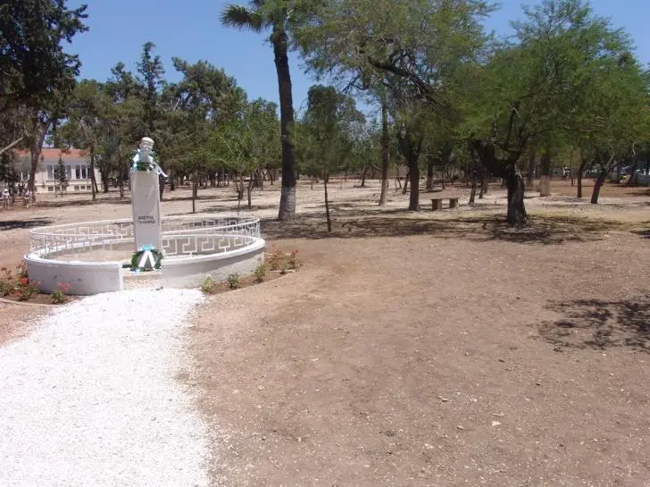 ΕΤΕΚ: Εκτός συζήτησης η ανέγερση καθεδρικού ναού εντός του δημοτικού κήπου Πάφου