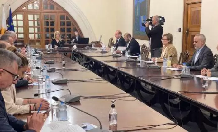 Ενέργεια, μισθοί και αγρότες στο Υπουργικό πριν την παραμονή των Χριστουγέννων