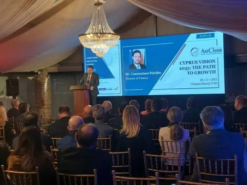 ΥΠΟΙΚ: Η Κύπρος μπορεί να προσαρμοστεί στις μεταβαλλόμενες συνθήκες