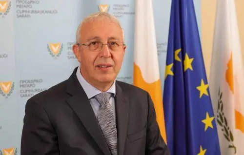 Υπ. Γεωργίας-Πρέσβης Ελλάδας: Συνεργασία για ενίσχυση πρωτογενούς τομέα