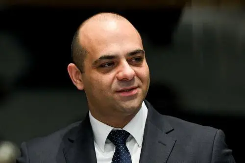 Ευνοϊκότερο ωράριο προς τους πολύτεκνους γονείς ρυθμίζει ο Υπ. Εργασίας