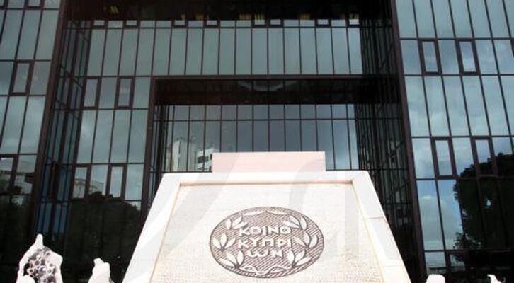 «Κάνει πίσω» η Lone Star για Τράπεζα Κύπρου