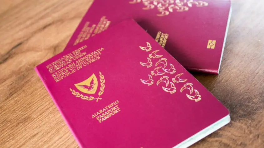 Ανακλήθηκαν κι άλλα 