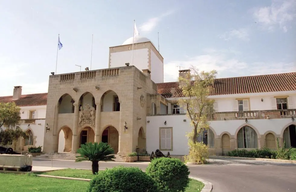 Κάθοδος ξένων επενδυτών στο Προεδρικό - Ποιοι οι λόγοι