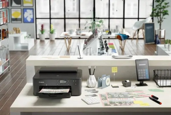Η Cannon ανακοίνωσε τον μικρότερο εκτυπωτή με 5 ανεξάρτητα μελάνια