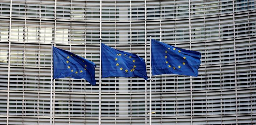 Η ΕΕ εγκαταλείπει τα σχέδια για φορολόγηση στους κολοσσούς του διαδικτύου