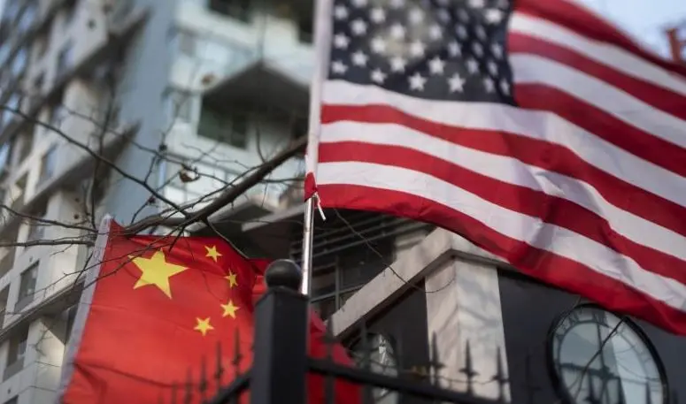 ΗΠΑ-Κίνα συζητούν την επόμενη φάση των διαπραγματεύσεων για το εμπόριο