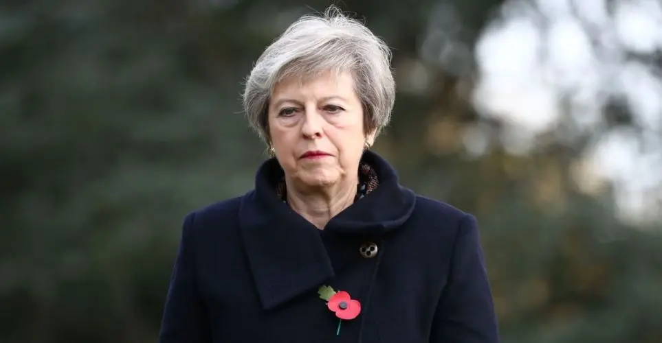 Η Μέι ακύρωσε το σημερινό υπουργικό συμβούλιο - Πιέζει ο Τζόνσον