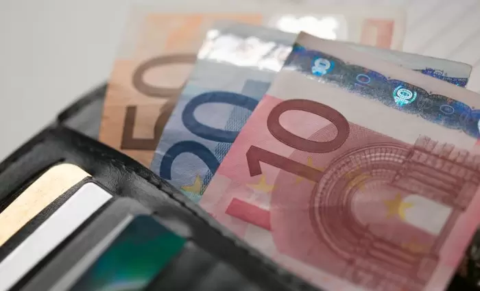 Διοικητικό Δικαστήριο: Άκυρη η μείωση του εφάπαξ δημοσίων υπαλλήλων