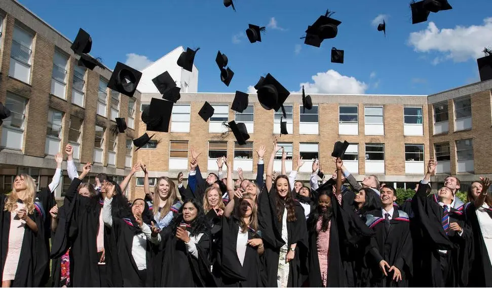 Πώς βγαίνουν τα κριτήρια κατάταξης για τα πανεπιστήμια;