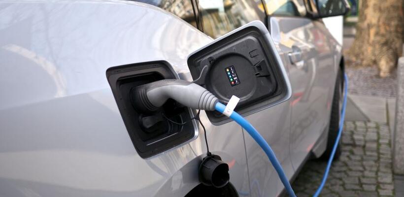 Η ηλεκτροκίνηση «εκτοξεύει» το κόστος κατασκευής των μικρών οχημάτων