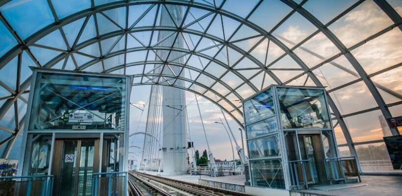 Επενδύσεις και ανάπτυξη περιμένουν τα Σκόπια μετά την ένταξη στο NATO