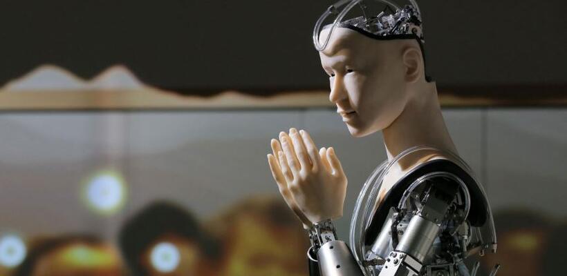 Το πρώτο ρομπότ που διδάσκει τη συμπόνια σε βουδιστικό ναό (vid)