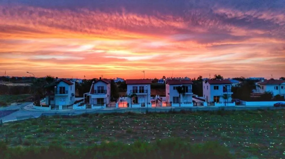 Το μέλλον των εξοχικών κατοικιών στον Πρωταρά