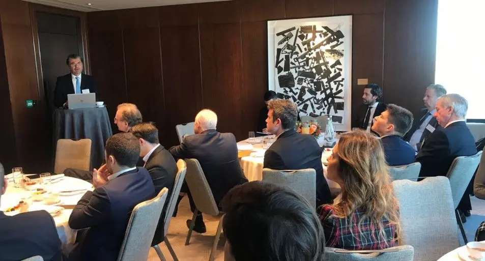 Πρόγευμα εργασίας Invest Cyprus στο Λονδίνο για επενδύσεις στις ΑΠΕ