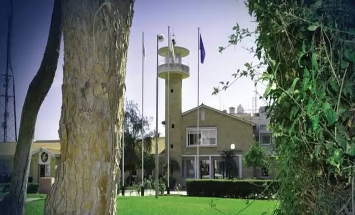 Επιπλέον χρηματοδότηση  €2,5 εκ. στο ΡΙΚ για διακοπή εμπορικών διαφημίσεων