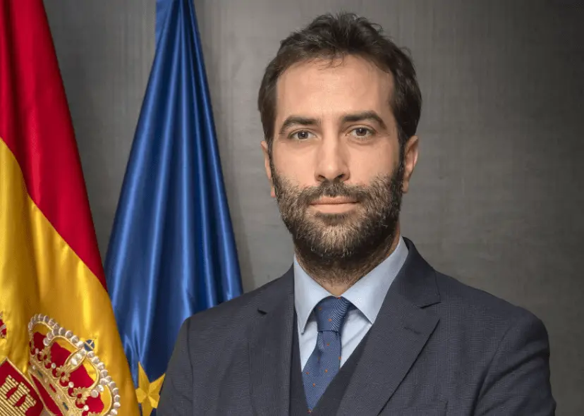 Κάρλος Κουέρπο (Ισπανία): Πρέπει να αντιμετωπίσουμε τον υπερτουρισμό