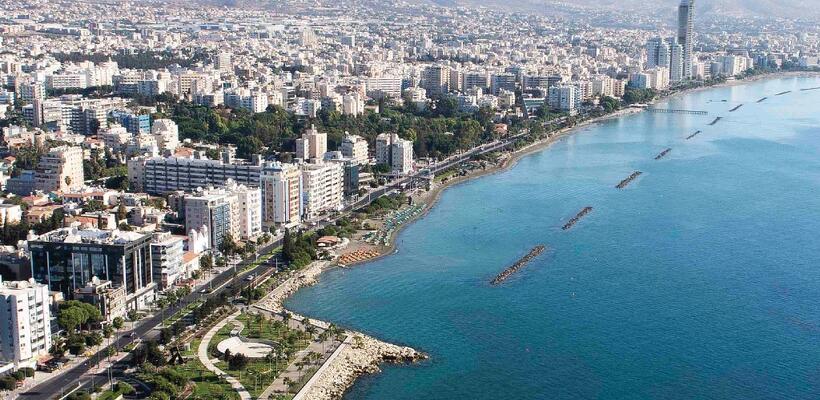 Δημογραφικές αλλαγές, τιμές ακινήτων και το κοκκαλούιν του πουπούξιου