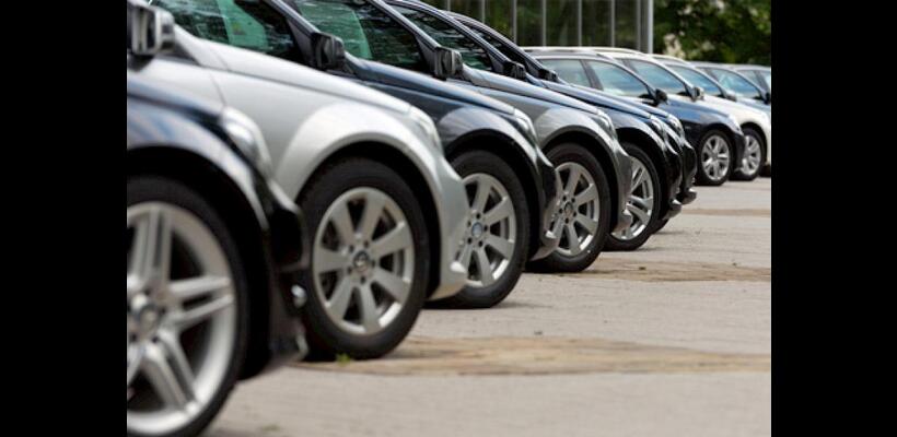 Έριξαν ταχύτητα οι εγγραφές αυτοκινήτων τον Νοέμβριο