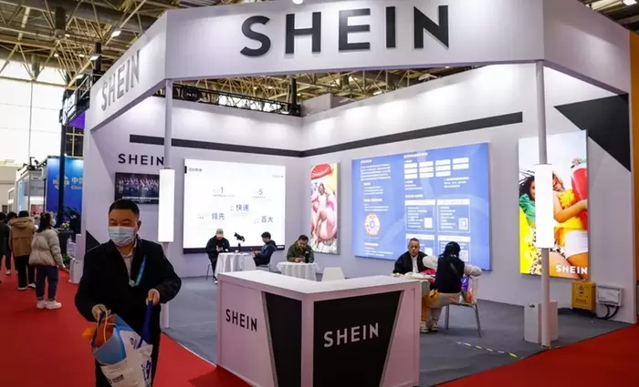Η Shein αυξάνει τους ελέγχους των προϊόντων της μετά τις προειδοποιήσεις της ΕΕ