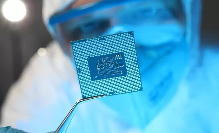 ΗΠΑ: Χαλαρώνει τις εξαγωγές λογισμικού σχεδιασμού τσιπ προς την Κίνα