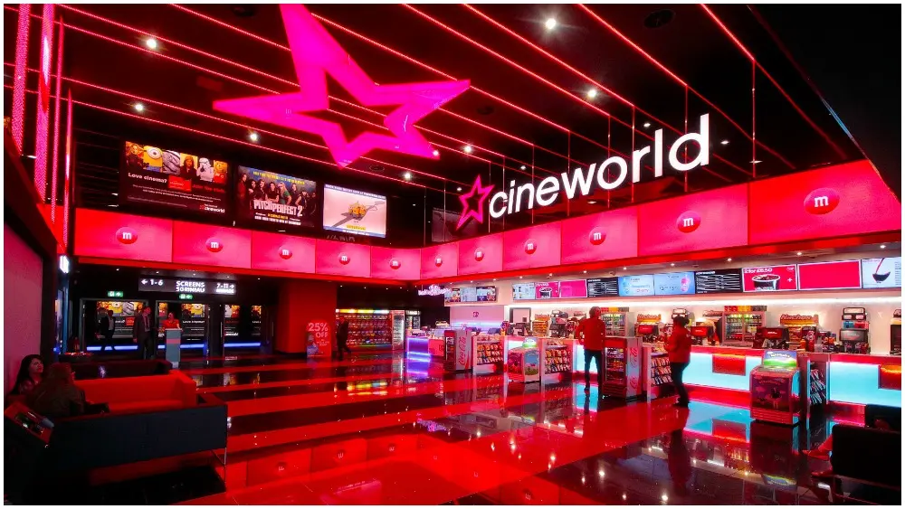 Λουκέτο της Cineworld σε ΗΠΑ και Βρετανία.