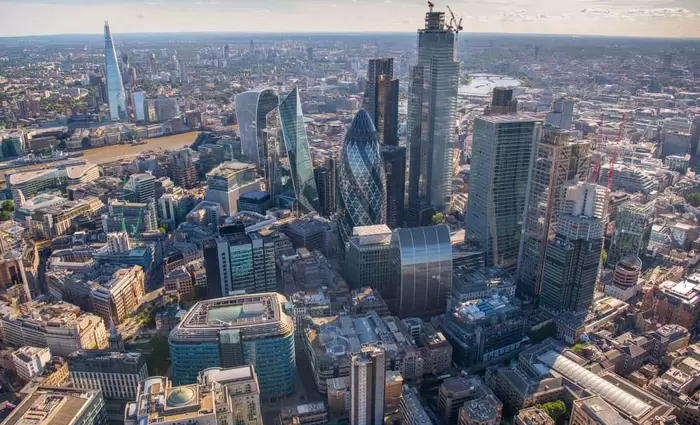 Ευρωπαϊκές εταιρείες ζητούν άδεια λειτουργίας για το Ηνωμένο Βασίλειο