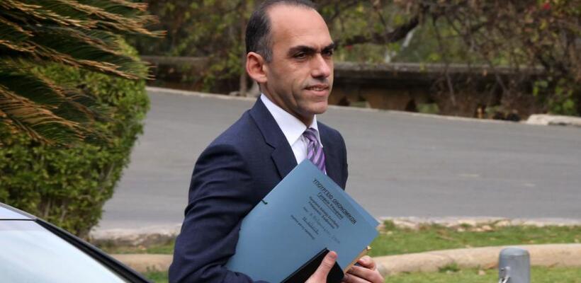 Ο Υπουργός Οικονομικών ενημερώνει την Βουλή για το Σχέδιο ΕΣΤΙΑ