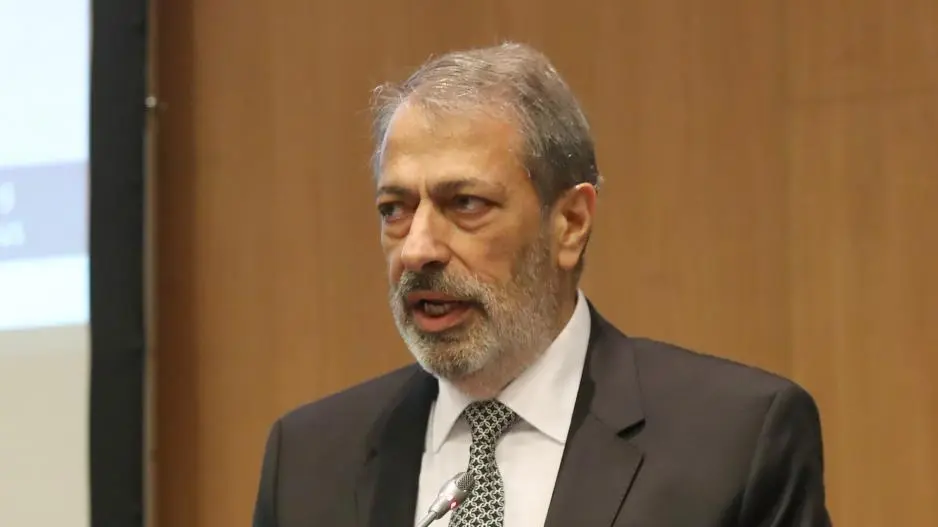 Σαββίδης καλεί Βουλή να ψηφίσει άμεσα ν/σ για καταχρηστικές ρήτρες