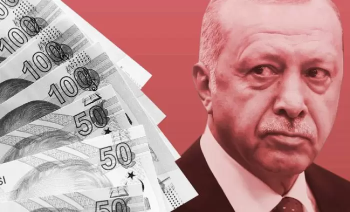 Financial Times: Τι σημαίνει για την τουρκική οικονομία η κατάρρευση της λίρας