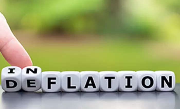 Ο πληθωρισμός χωρίζει σε στρατόπεδα τις κεντρικές τράπεζες