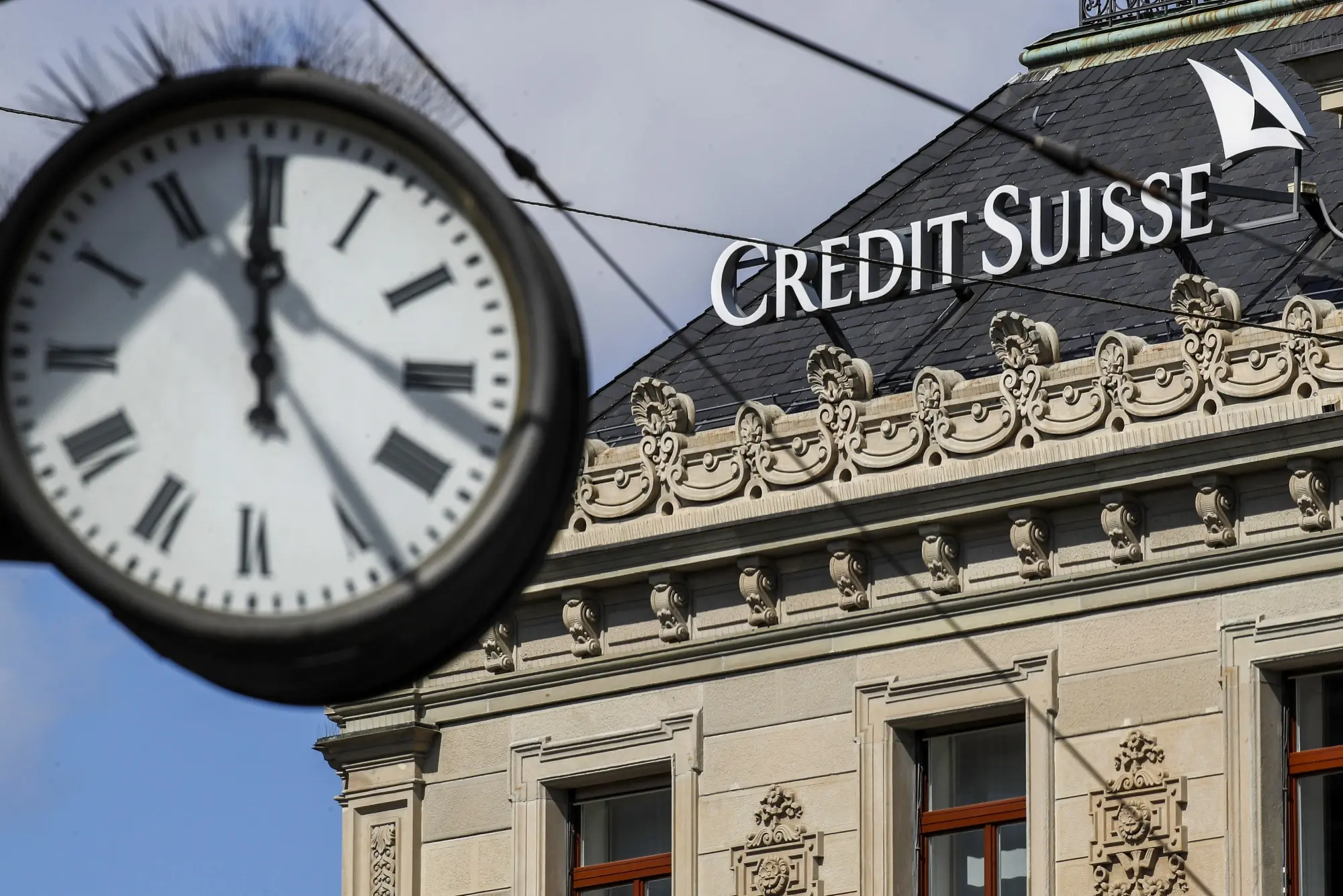 Credit Suisse: Αποχώρησε κορυφαίος μέτοχος από την ελβετική τράπεζα