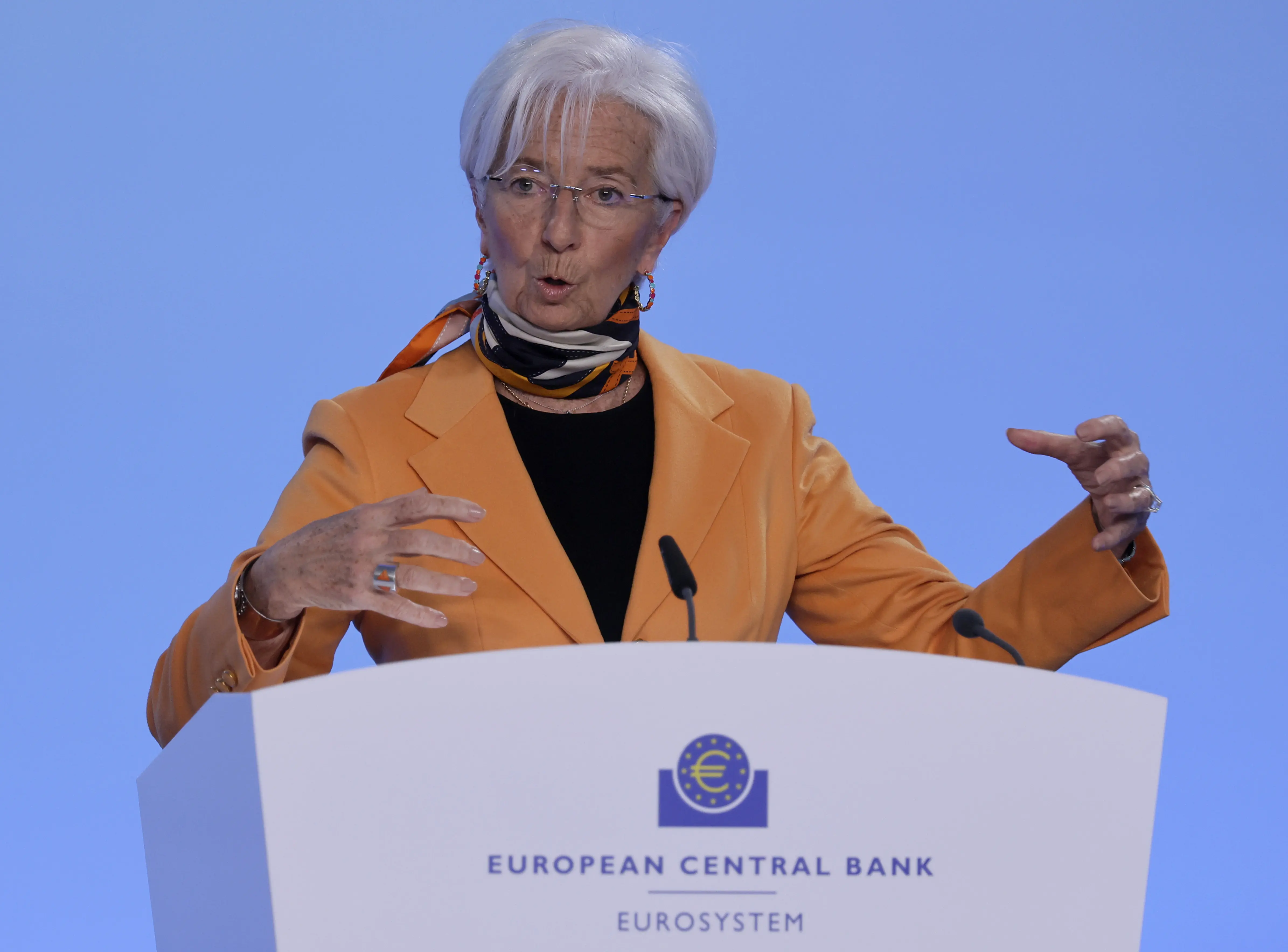 Μηνύματα Λαγκάρντ για αύξηση αμυντικών δαπανών – Τι είπε για νέα μείωση επιτοκίων