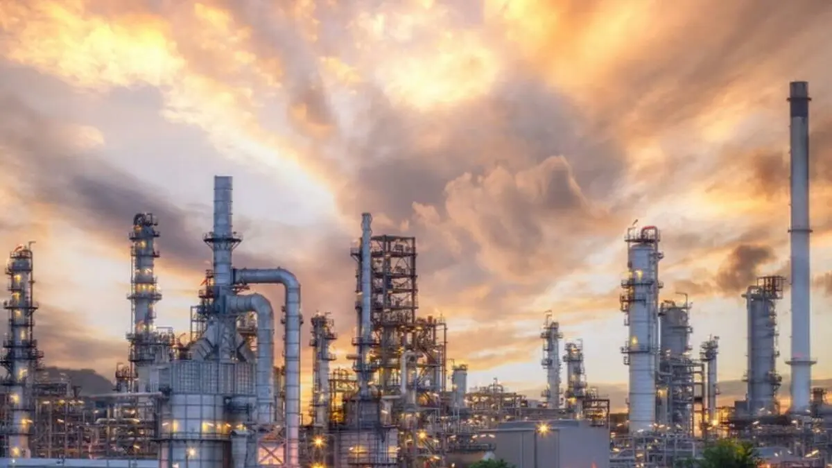 «Ζεσταίνονται» οι τιμές πετρελαίου μετά την ανακοίνωση του Πεκίνου για διάλογο με τις ΗΠΑ