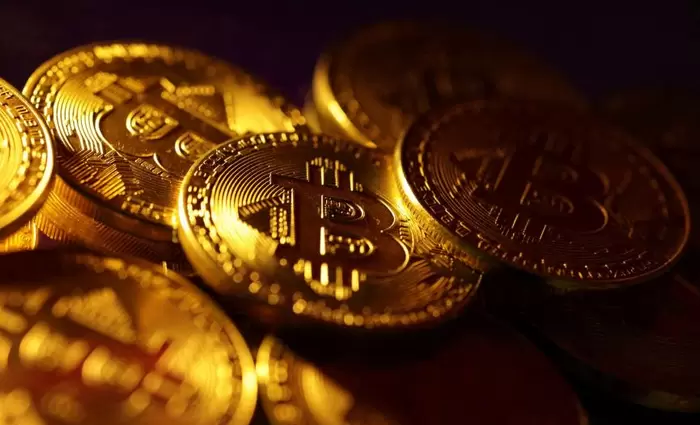 Bitcoin: Βουτιά κάτω από τα $90.000 για πρώτη φορά μετά από επτά μήνες