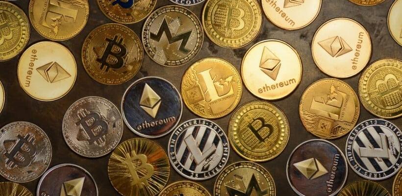 «Ξεγυμνώθηκε» η αγορά των Crypto - Εξαφανίστηκαν $100 δισ.