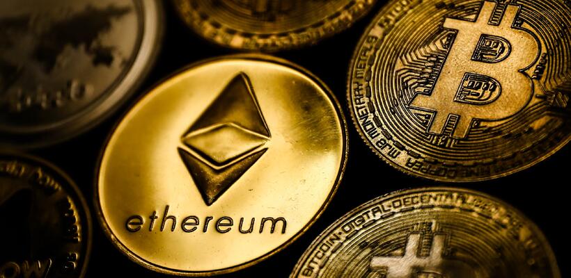 Γιατί κατέρρευσαν τα Crypto – Οι επενδυτικές απάτες και τα χαμένα λεφτά των επενδυτών