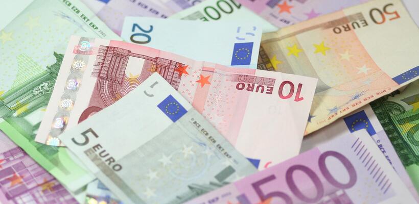 Πάτησαν φρένο οι αναδιαρθρώσεις δανείων