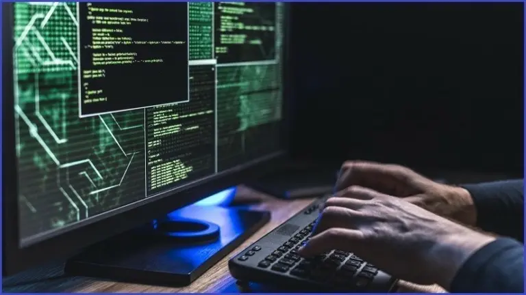 Σχεδόν 1 στις 4 βιομηχανίες αναφέρει κυβερνοεπιθέσεις με ζημιές άνω των $5 εκατ.