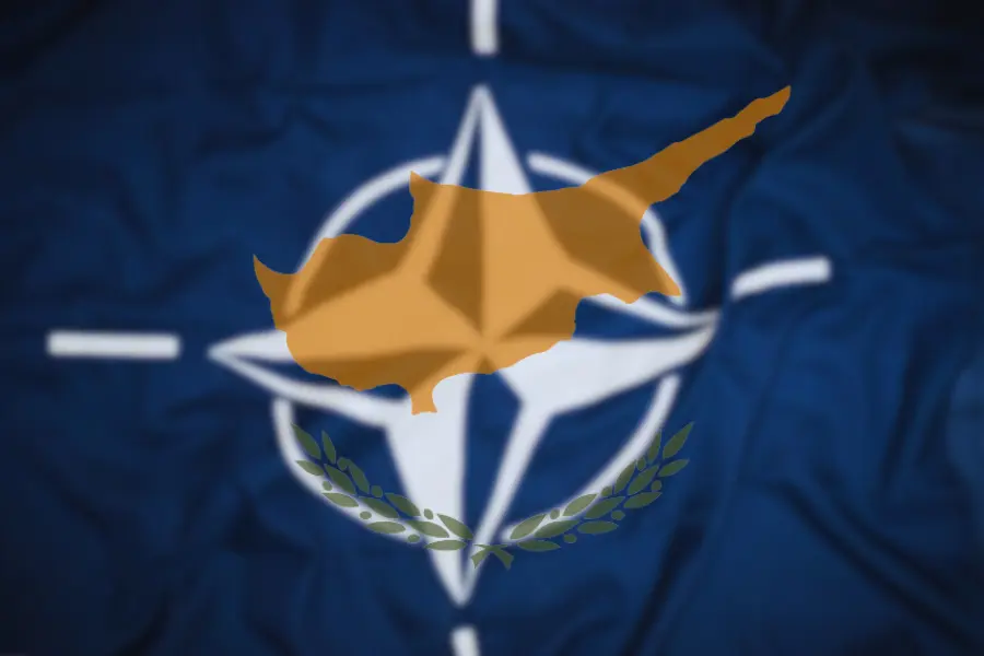 Η Κυβέρνηση απαντά στα σενάρια για ένταξη της Κύπρου στο ΝΑΤΟ (βίντεο)