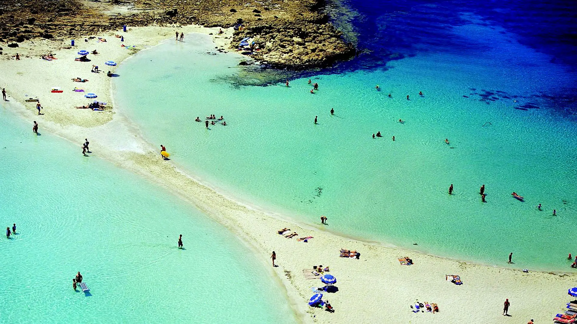 Υφυπουργός Τουρισμού: Έτοιμες οι παραλίες της Αγίας Νάπας