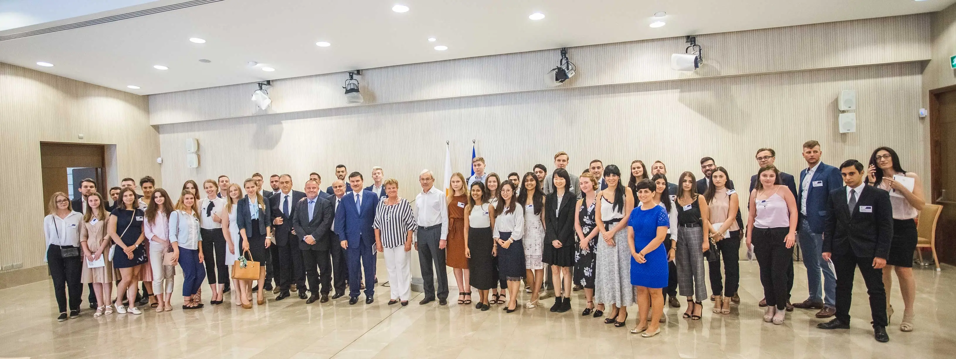 Θερινό σχολείο προσελκύει φοιτητές από κορυφαία οικονομικά πανεπιστήμια στην Κύπρο