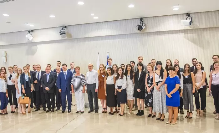 Θερινό σχολείο προσελκύει φοιτητές από κορυφαία οικονομικά πανεπιστήμια στην Κύπρο